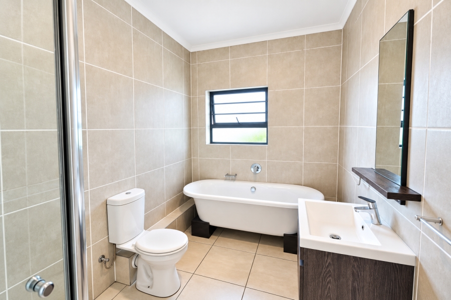 To Let 3 Bedroom Property for Rent in Parklands Western Cape